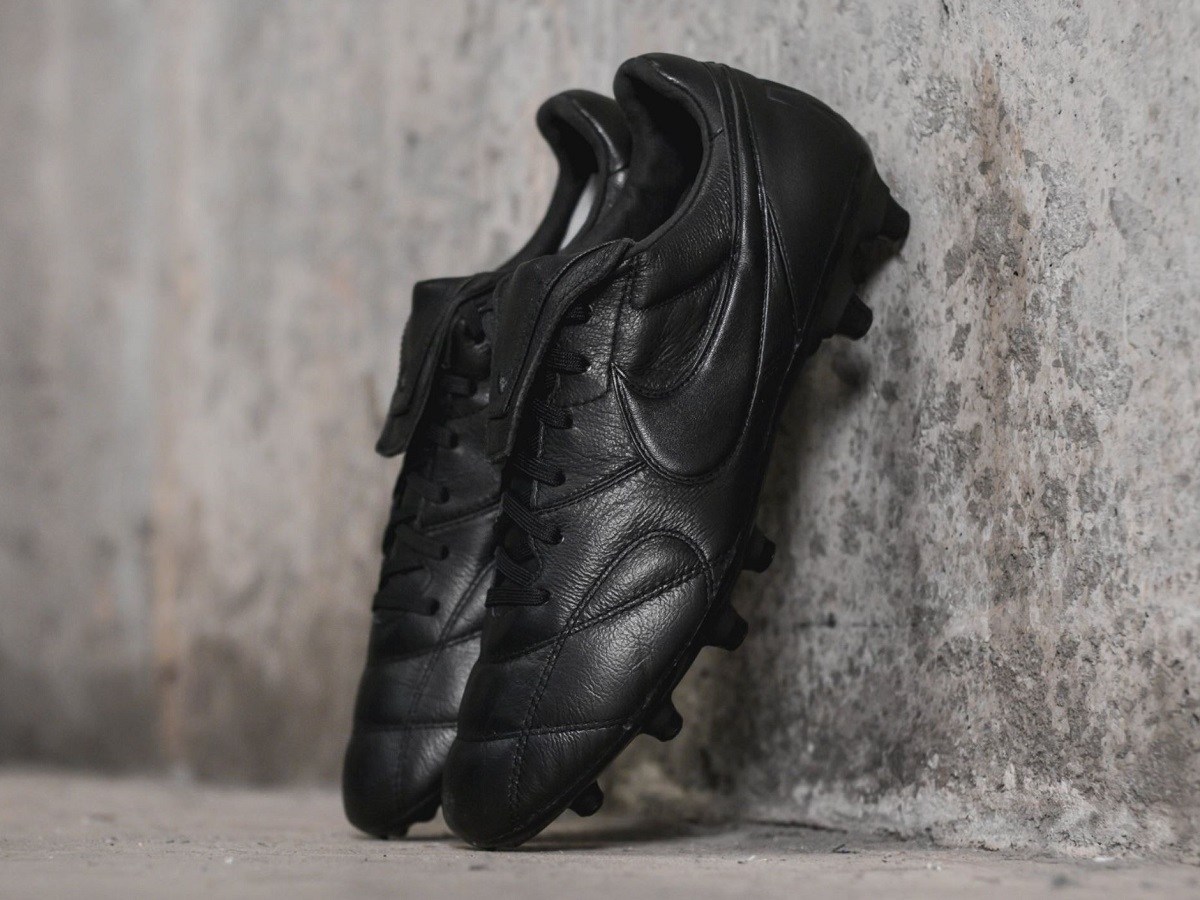 Nike premier triple best sale black